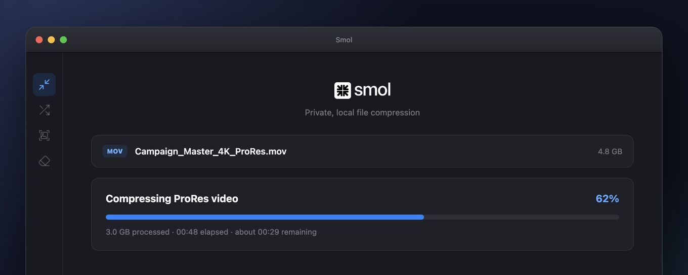 Smol komprimiert eine 4,8 GB große Datei namens Campaign_Master_4K_ProRes.mov, zu 62 % fertig, 3,0 GB verarbeitet, noch etwa 29 Sekunden.